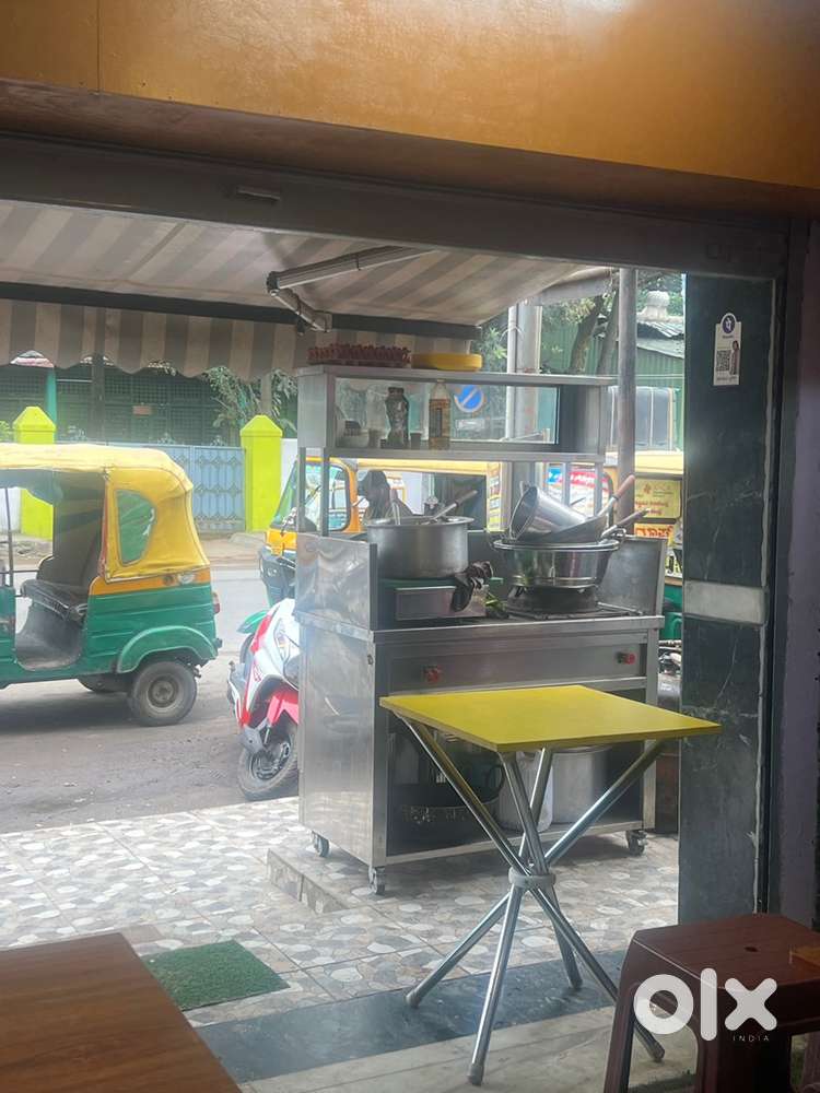 Chinese cook 1..shawarma master 1