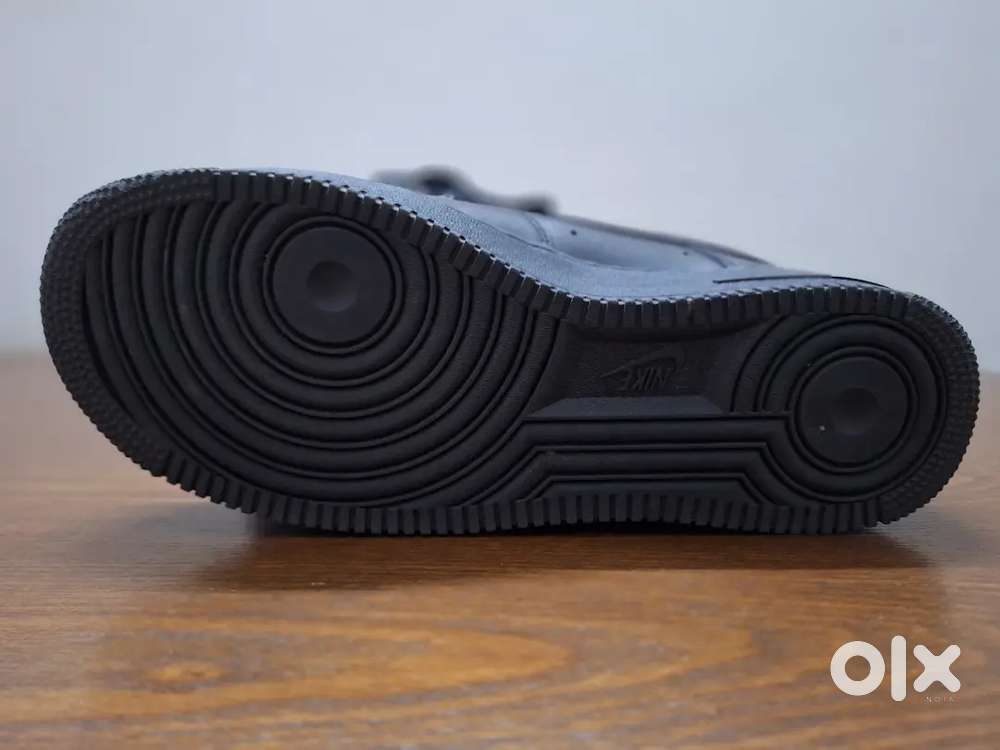 Nike Shoe Black Colour, Size 8 No.