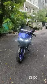 R15 V3 racing blue 2020