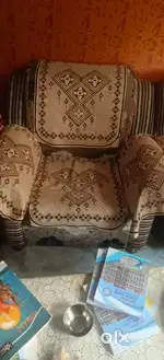 A dinning hall sofa set