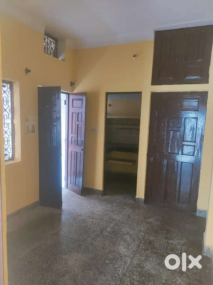 Budh Vihar main Market 2 room set