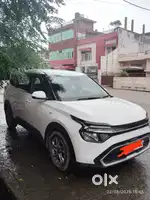 Kia carrens 2023 model 1st hand 32000 km driven .semi automatic