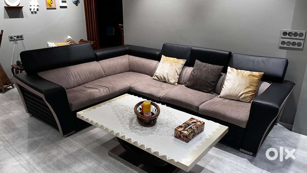 L SHAPE SOFA + CENTER TABLE