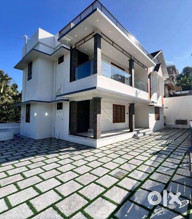 ധോണിയിൽ 3 BHK വില്ല – 29 ലക്ഷം മുതൽ, ഹൈവേ സമീപം