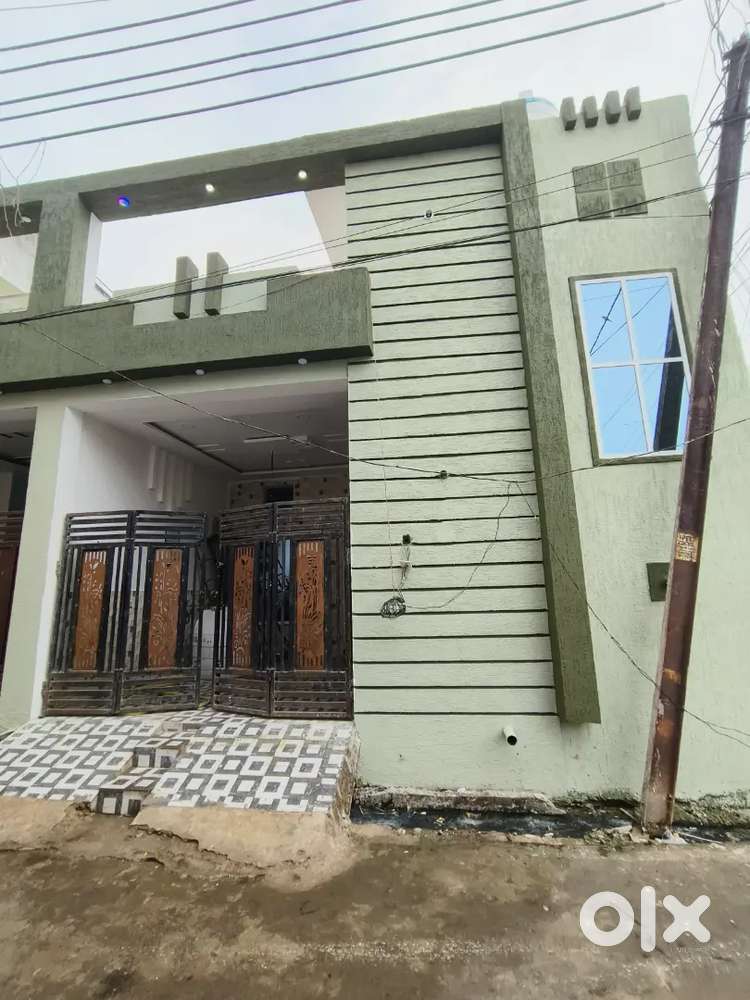 भाटागांव चौक से मात्र 700मीटर की दूरी पर 2bhk मकान बेचना है