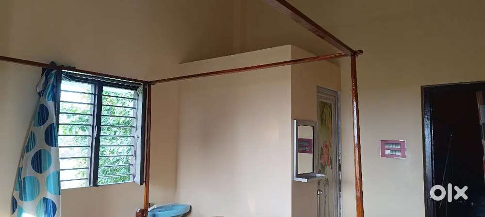 ROOM AVAILABLE FOR RENT JUST 4000 KOLSANDA KALI MANDIR NEAR DHARMA