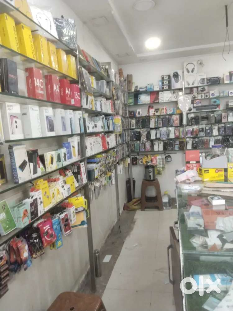 Mobile dukan me kam karne ladke ki jarurat hai