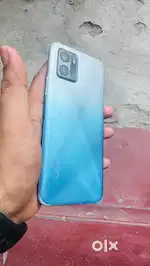 Vivo Y15C 3/64  phone me koi dikkat nhi h acha hai id de denge bs