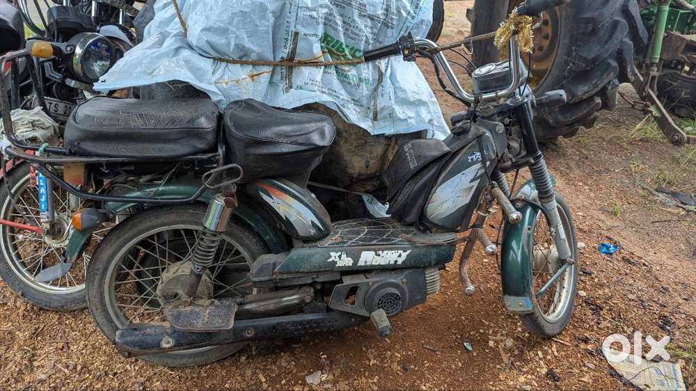 Kick only and starting problem . Mechanic charges total 2500 required