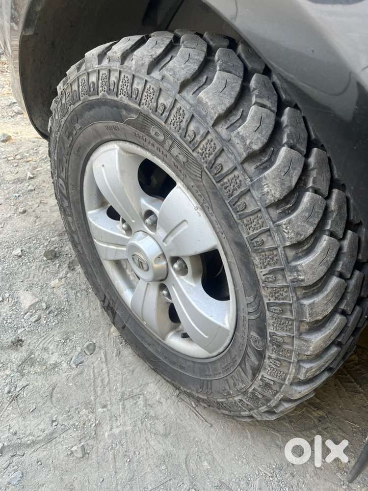 MRF O/R (4) tyres235*70*16