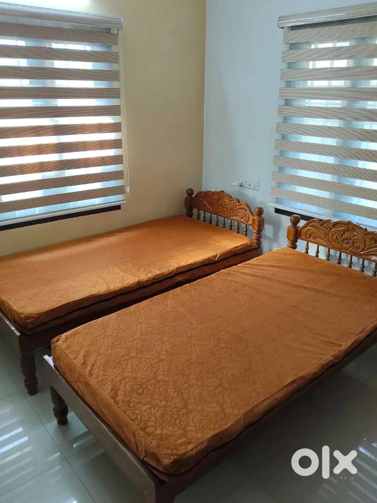 Pure Teak wood 2 piece Single Cot with Bed.