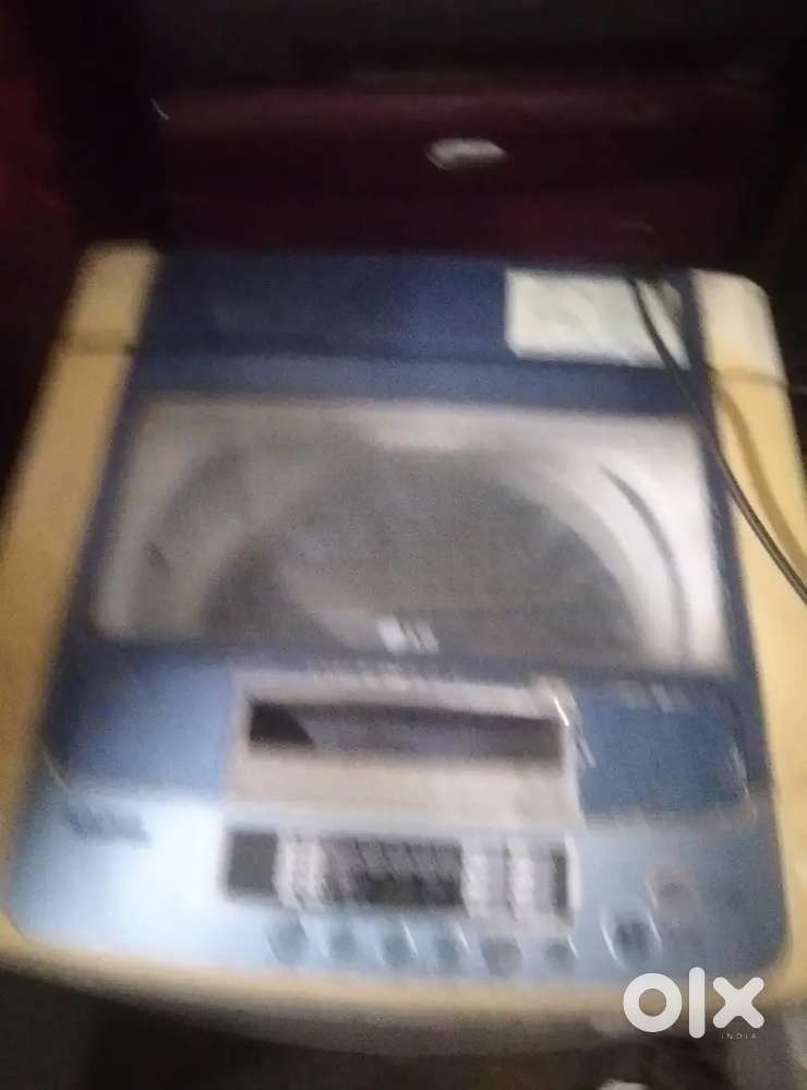 L.G. WASHING MACHINE 7.0 KG GOOD WORKING