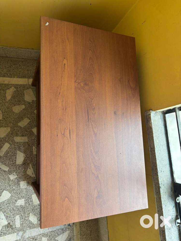 Computer Table 31”18”