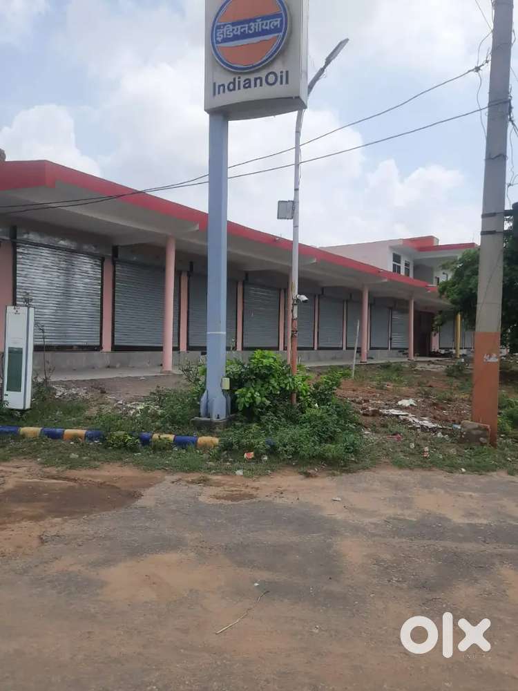 10000sq.ft fully furnished land for showroom, godam or marriage garden