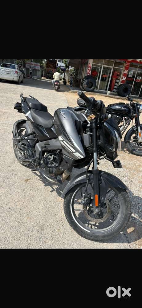 Good  condition, urjent sale , no scratches