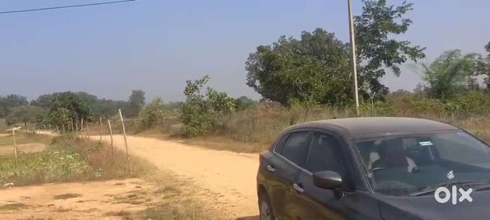 2 एकड प्लाट