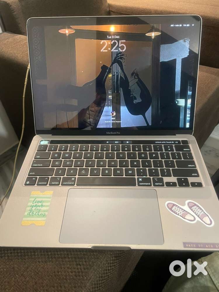 Macbook M1 pro touch bar