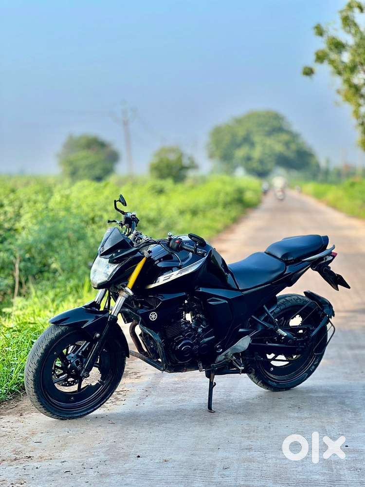 FZ V2 2015 Black