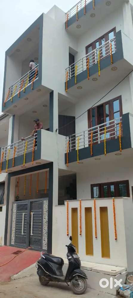 Geetapuri colony khargapur gomti nagar extension