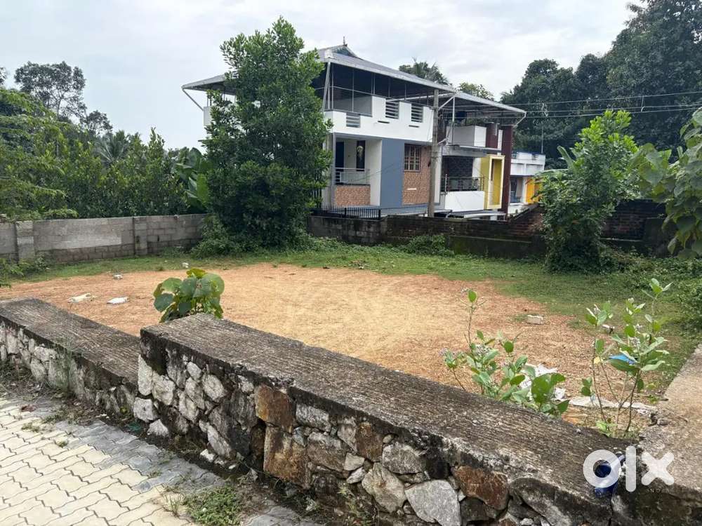 5.66 cents prime plot in planned gated community near kudappanakkunnu
