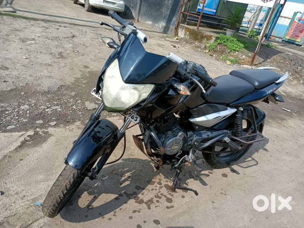 Bajaj Pulsar 135 LS