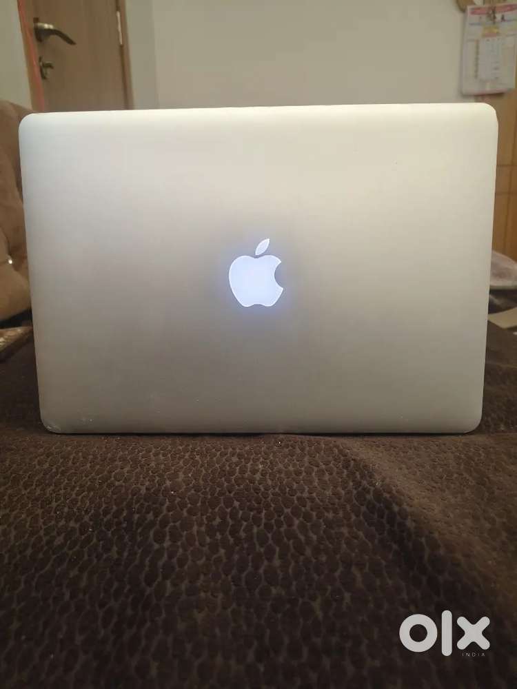 Apple Macbook Air