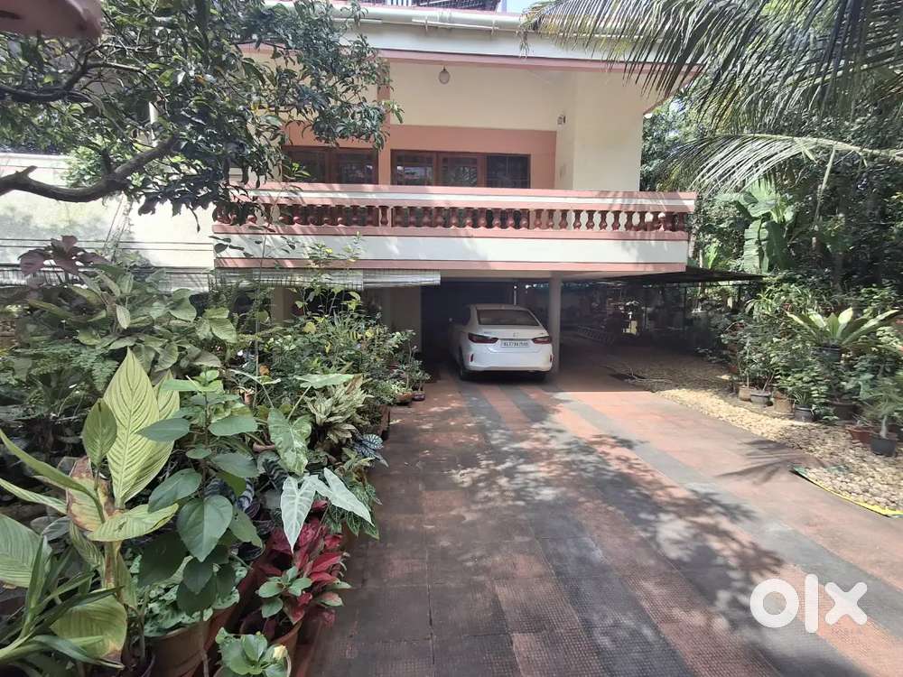 RESIDENTIAL  AND SEMI COMMERCIAL  LAND FOR SALE AT PALARIVATTOM