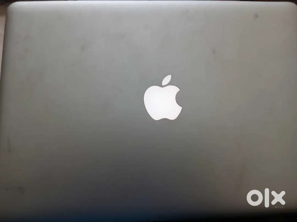Mac Book pro 2012 model