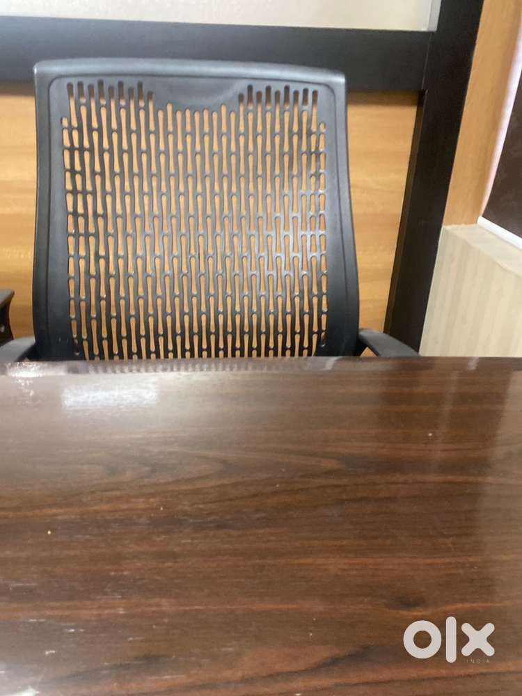 Female accountant ( married and settled in aluva )