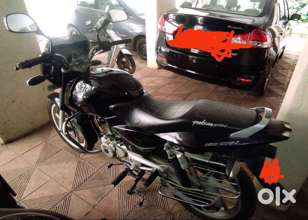 Black Bajaj Pulsar 150 in good condition for sale