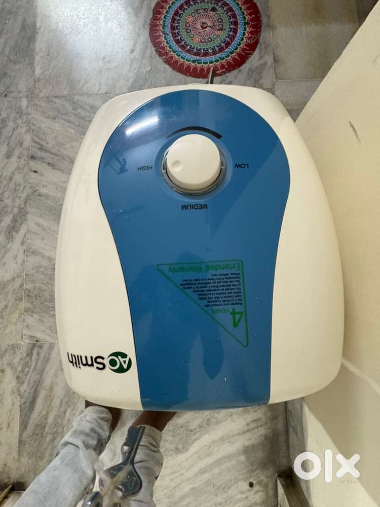 Electric storage geyser 25litre capacity AO Smith