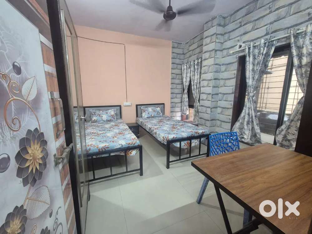IN GHANSOLI Pg available premium Rooms at prime location ac non ac