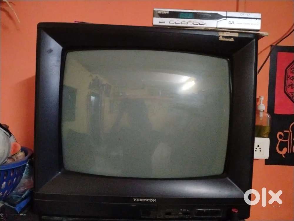 Old tv with setup box