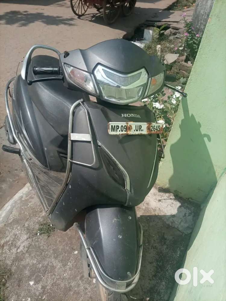 Activa 5g in brand new condition 2019 model urgent for sale