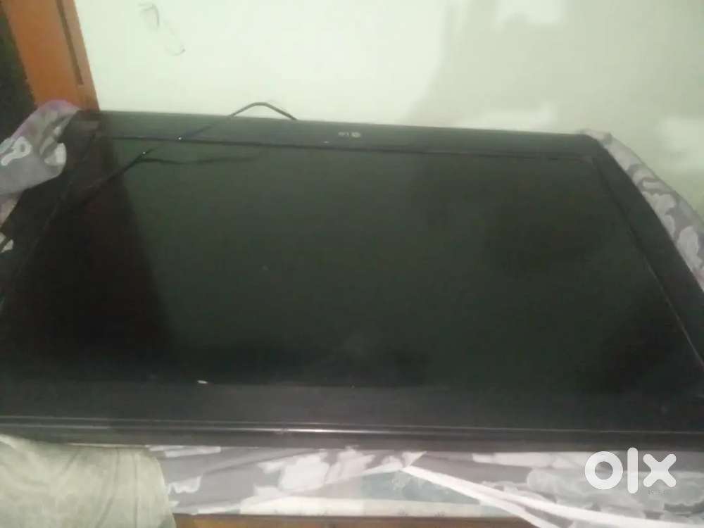28 inch lcd , LG COMPANY