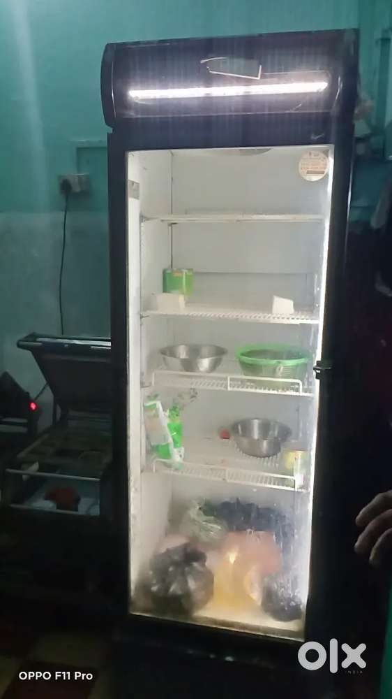 Pepsi 495 ltr glass display freezer