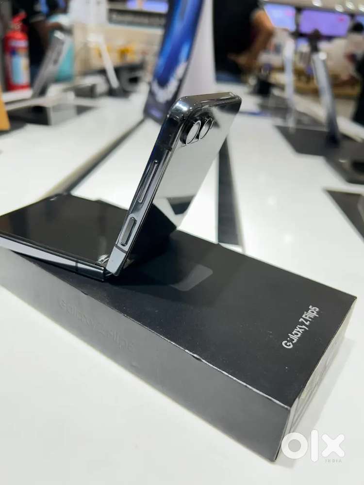 Samsung z flip 5 8+256