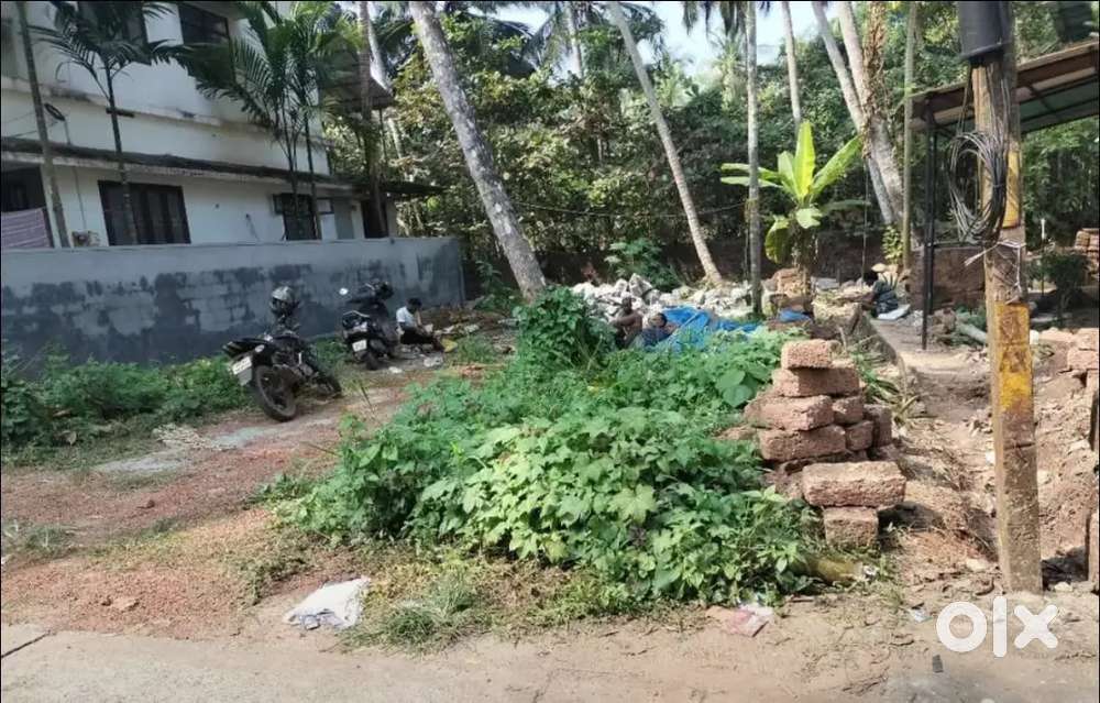 5 cent House plot for sale near karikkamkulam bus stop