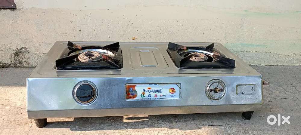 Gas stove in working condition
