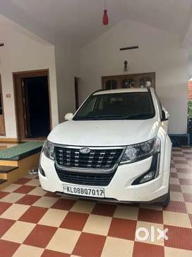 Mahindra XUV500 2018