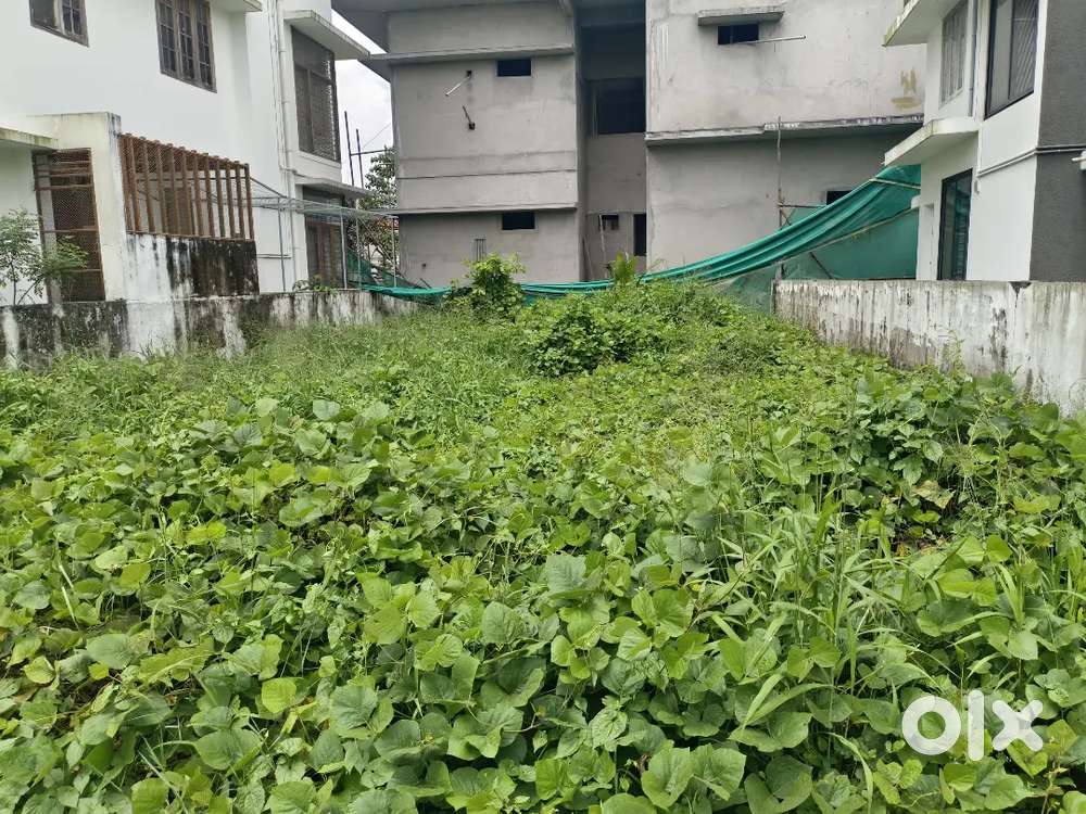 Kakkanad athani jn near 4 cent villa plot for sale