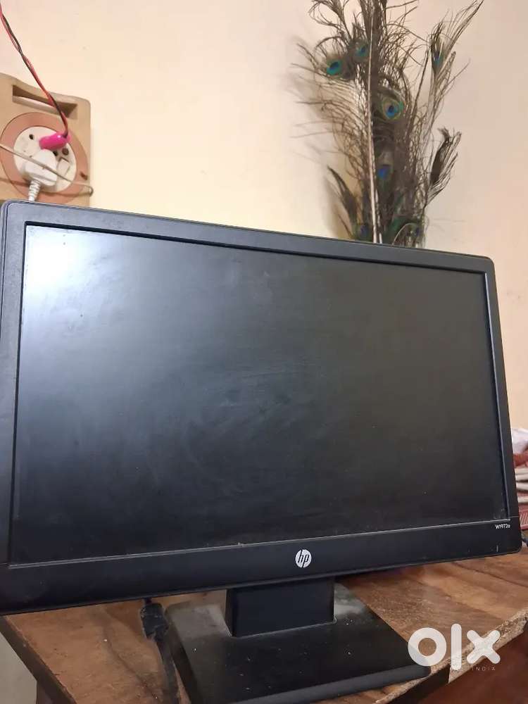 HP Monitor W1972a + HCL Heavy PS/2 Keyboard (Full Working Set)