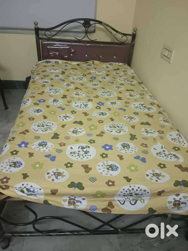 Iron bed with mattress 4 x 7 feet