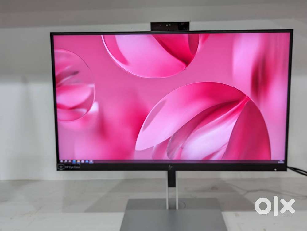 C Docking station Monitor- Hp Elite Display E27d with inbuild WebCam