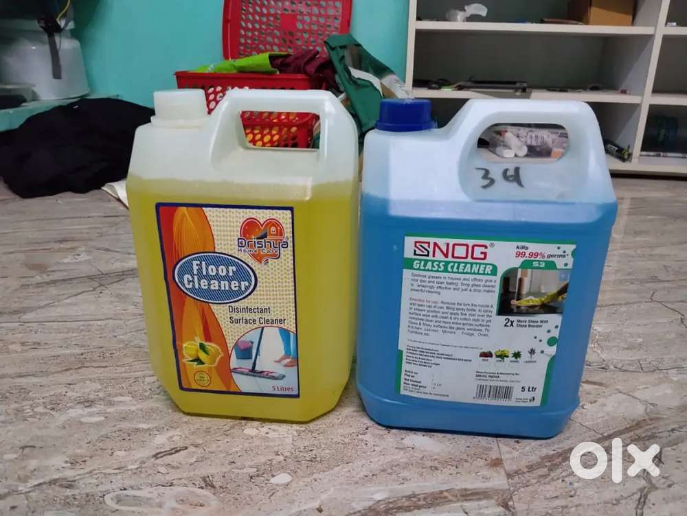 Floor cleaner and class cleaner