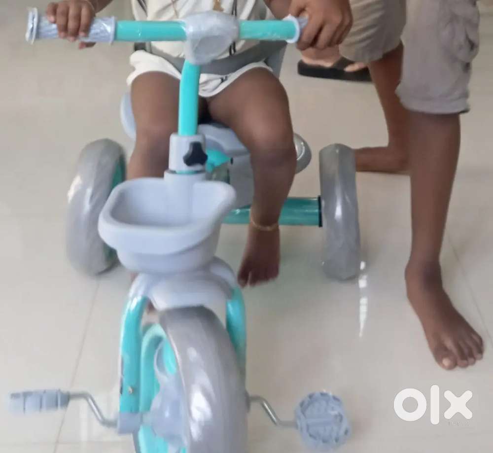 Kids 3 wheel cycle