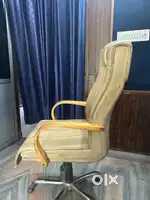 Boss chair