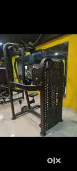 Pec Fly Rear Delt Machine