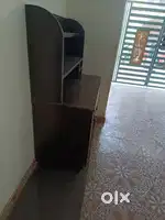 Computer table