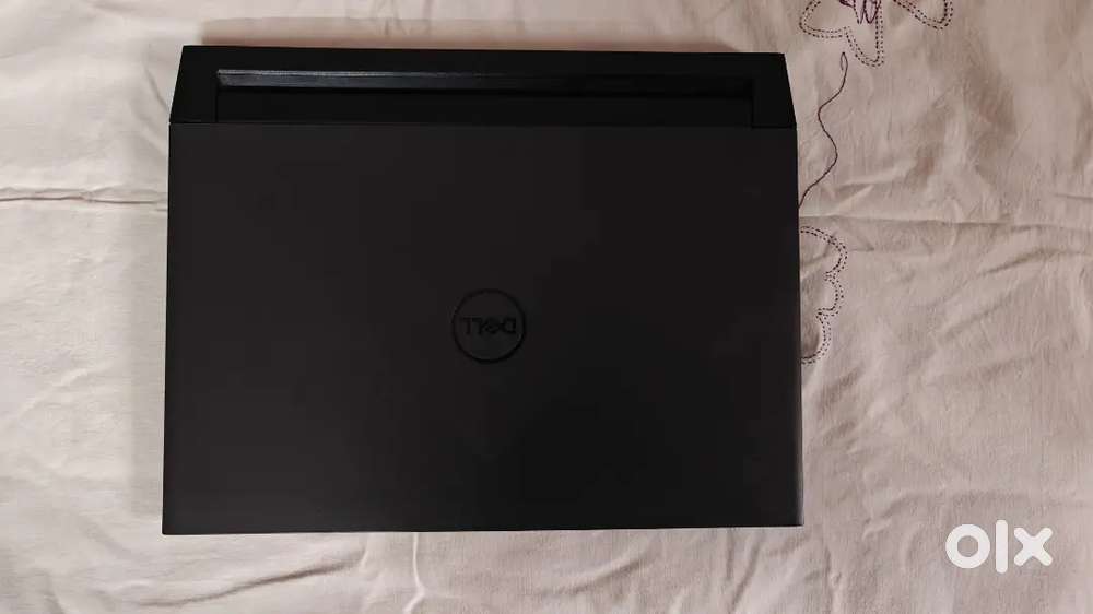 Dell G15 5520